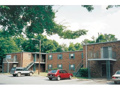 Apartment - A Stone''s Throw from www.ApartmentsAlabama.com