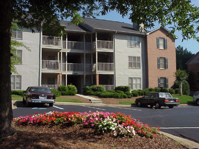 Apartment - Woodmere Creek from www.ApartmentsAlabama.com