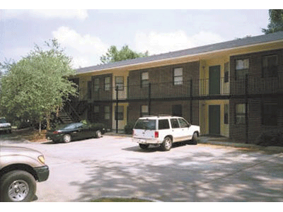 Apartment - Burton Oaks from www.ApartmentsAlabama.com