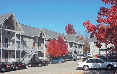Apartment - Campus Courtyard at Glenn from www.ApartmentsAlabama.com