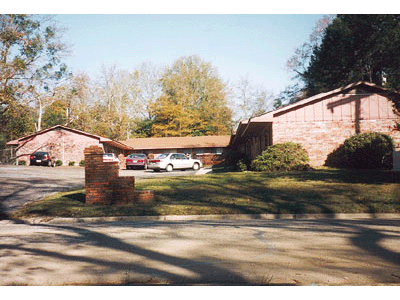 Apartment - Beverly Apartments from www.ApartmentsAlabama.com