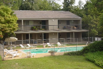 Apartment - Woodland Hills from www.ApartmentsAlabama.com