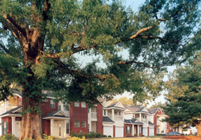 Apartment - Inverness Apartment Homes from www.ApartmentsAlabama.com