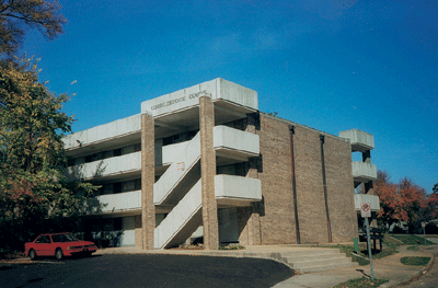 Apartment - Cobblestone Court from www.ApartmentsAlabama.com