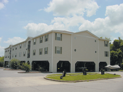 Apartment - Dock Side from www.ApartmentsAlabama.com