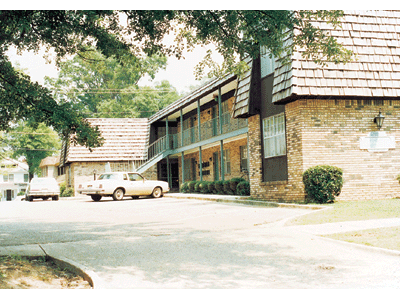 Apartment - Grenadier from www.ApartmentsAlabama.com