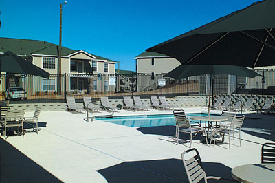 Apartment - The Arbors at Meadow Brook from www.ApartmentsAlabama.com