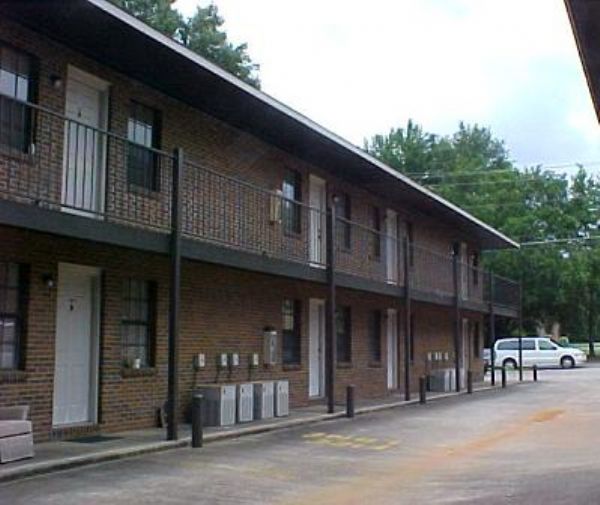 Apartment - Samford from www.ApartmentsAlabama.com