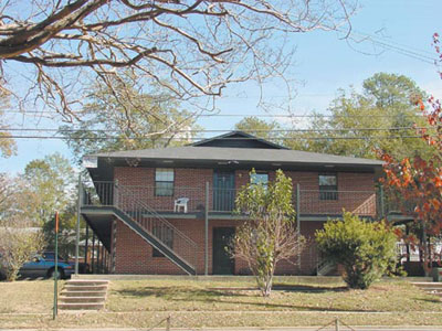 Apartment - Lamplight Apartments from www.ApartmentsAlabama.com
