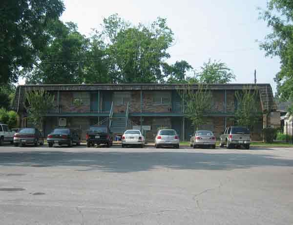 Apartment - Churchill Downs II from www.ApartmentsAlabama.com