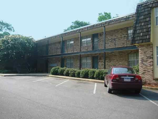 Apartment - Grenadier from www.ApartmentsAlabama.com