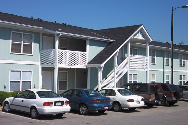 Apartment - Regency Oaks from www.ApartmentsAlabama.com