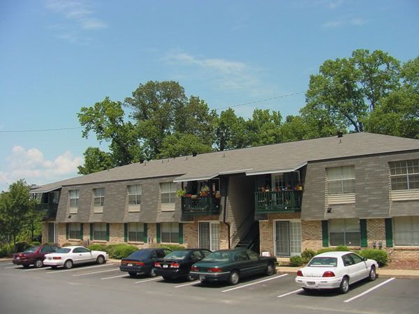 Apartment - River Edge from www.ApartmentsAlabama.com
