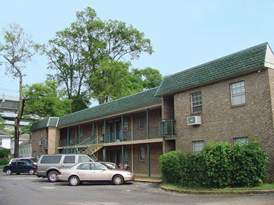 Apartment - The Gates Apartments from www.ApartmentsAlabama.com