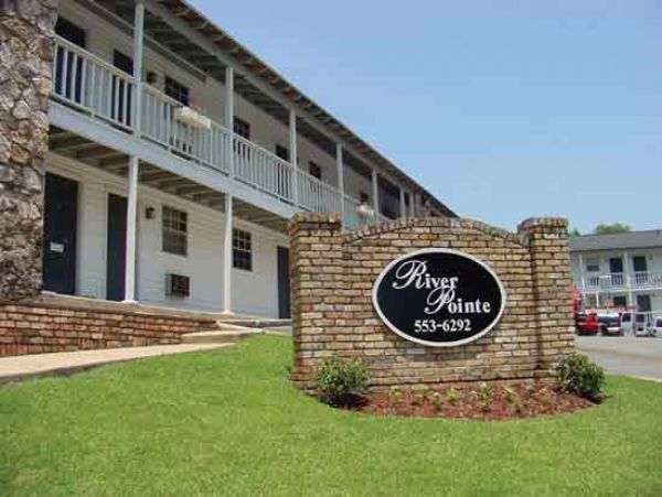 Apartment - River Pointe Apartments from www.ApartmentsAlabama.com