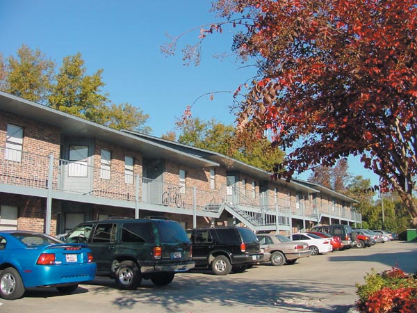 Apartment - The Oaks, Inc. from www.ApartmentsAlabama.com