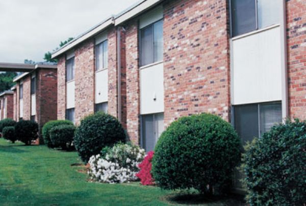 Apartment - Magnolia Place Apartments from www.ApartmentsAlabama.com