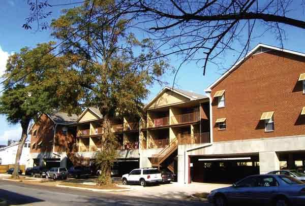 Apartment - 12th Avenue Place from www.ApartmentsAlabama.com