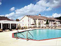 Apartment - Paddock Club from www.ApartmentsAlabama.com