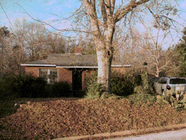 Apartment - House For Rent from www.ApartmentsAlabama.com